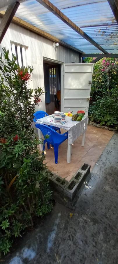 Chambre Independante Chez L'Habitant Parrita Zewnętrze zdjęcie