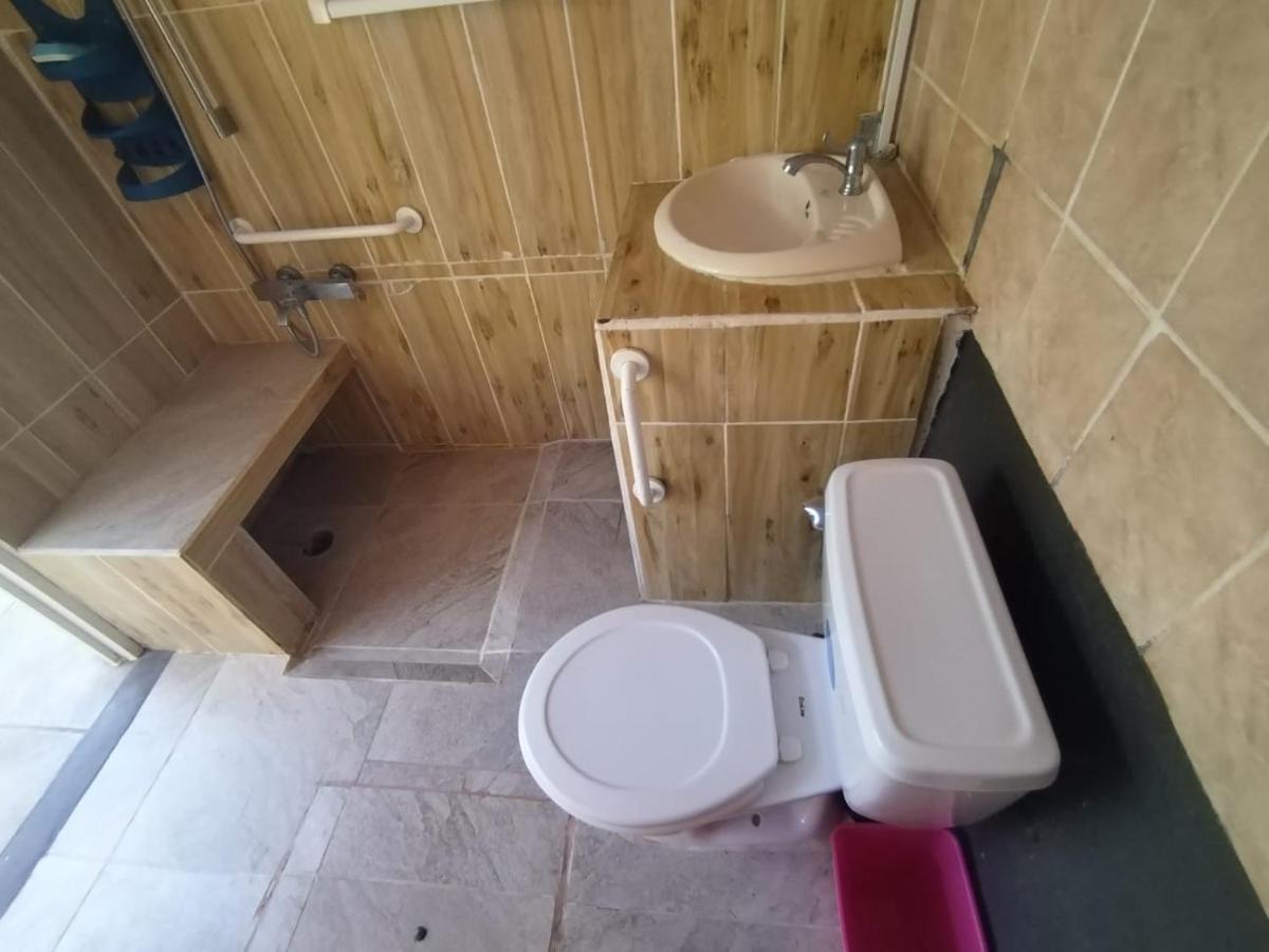 Chambre Independante Chez L'Habitant Parrita Zewnętrze zdjęcie