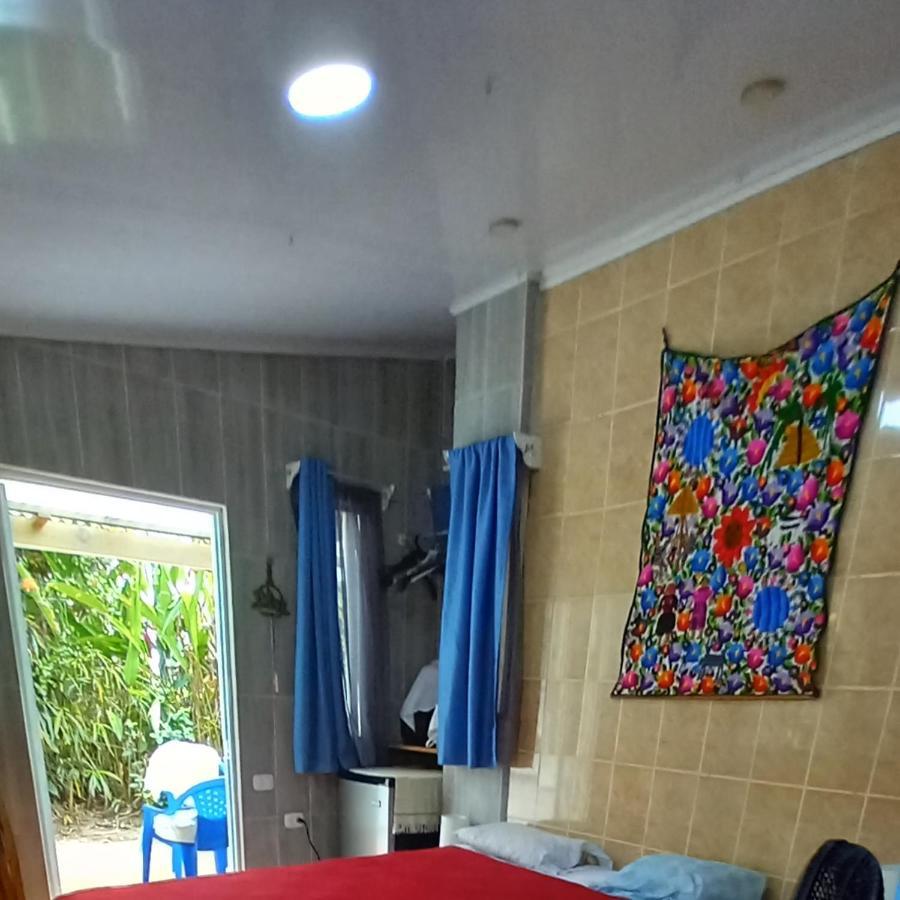 Chambre Independante Chez L'Habitant Parrita Zewnętrze zdjęcie